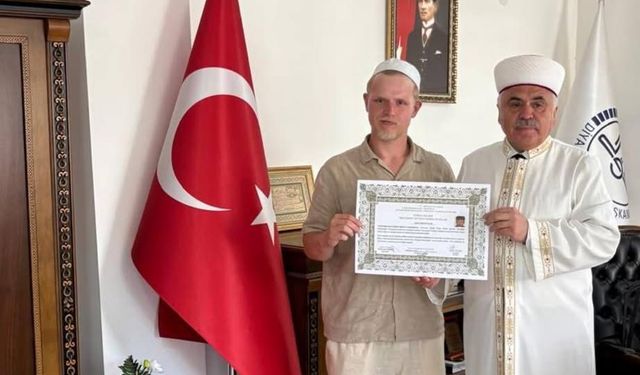 Alman vatandaşı Aydın’da Müslüman oldu