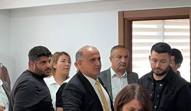 Başkan Kaya ve CHP’li Meclis Üyesi arasında tartışma çıktı: “Buraya şeytanlık yapmaya geliyorsunuz!”