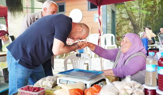 Başkan Zencirci annelerle buluştu: Günlerini kutladı