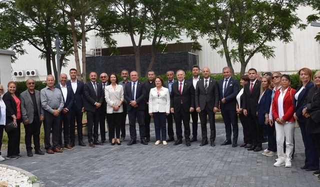 CHP Genel Başkan Yardımcısı Zeybek Didim’de açılış yaptı