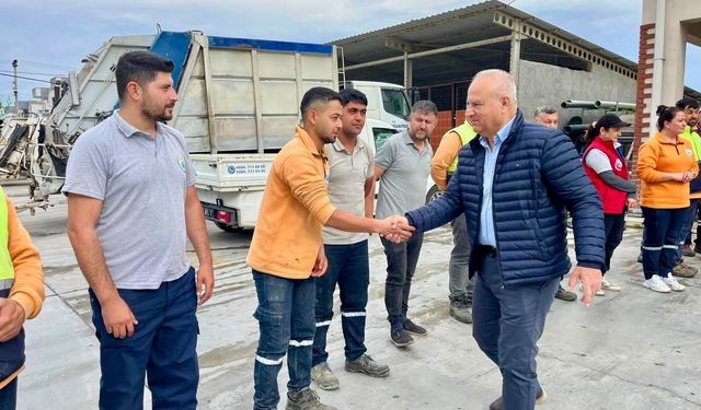 Çine’de 1 Mayıs’ta mesai yapan emekçiler yalnız bırakılmadı
