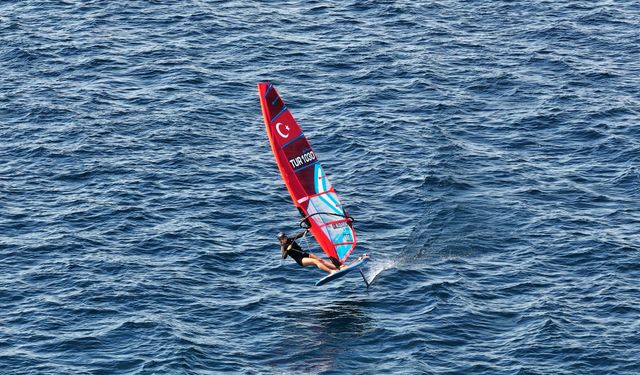 Didim’de yelken heyecanı başladı: Genç sporcular milli takım için yarışıyor