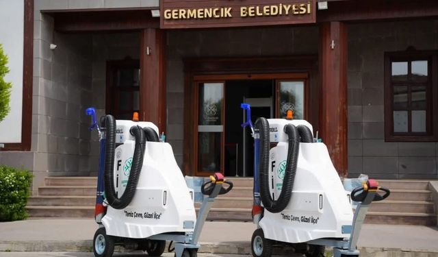 Germencik’te yeni araçlar hizmete girdi! 2 elektrikli araç ilçe sokaklarında