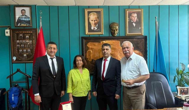 Aydınlı şoförden örnek davranış! Şehit eşine gösterdiği saygı ödüllendirildi