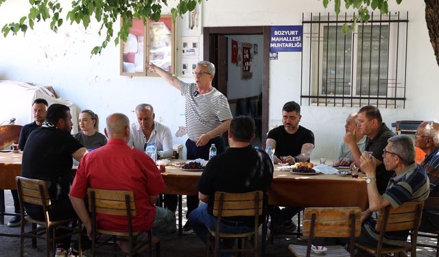 Başkan Tetik sorunları makamda değil yerinde dinliyor