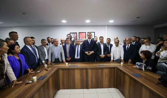 Belediye Başkanı tutuklanmıştı! CHP’li Karakoz yerine gelecek ismin seçimine katıldı
