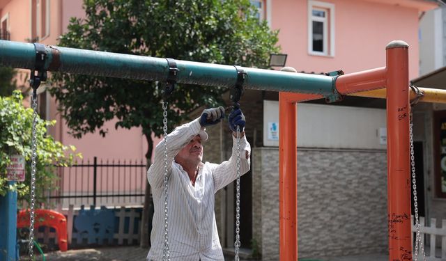 İncirliova’da parklarda bakım ve onarım çalışmaları