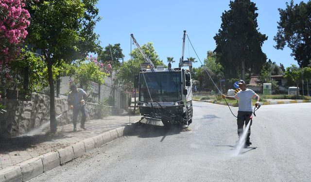 Kuşadası'nda temizlikte yeni dönem