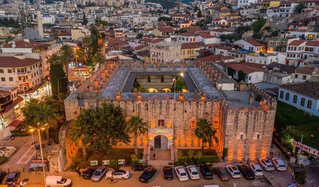 Kuşadası’nın 408 yıllık tarihi hanı için dev ihale