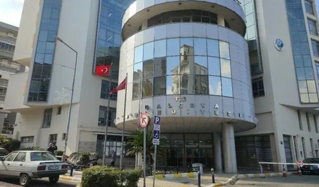 Belediyeye şafak operasyonu! Başkan ve Eski Vekil gözaltında