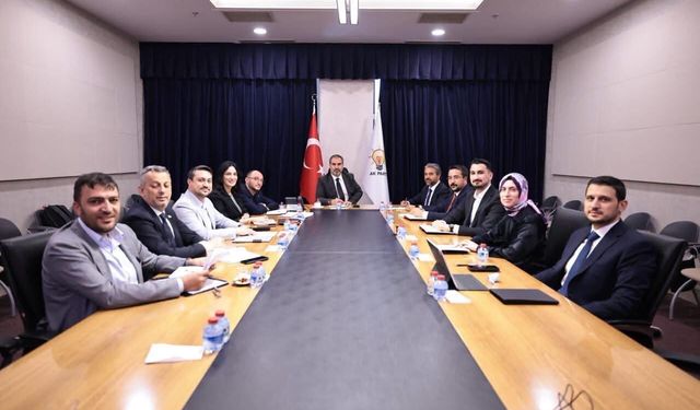 AK Partili Sarıbaş kritik toplantıda yer aldı: “Ortak akılla çalışmalarımıza devam ediyoruz”