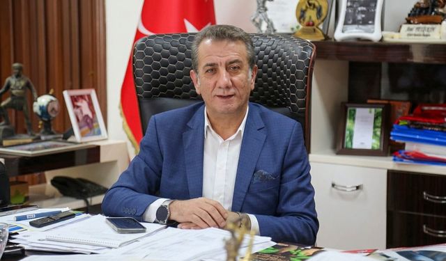 CHP Efeler’den toplu istifa! Anıl Yetişkin ve beraberindekiler Yeni Parti’ye yürüyüş yapacak