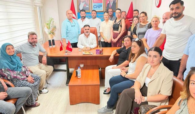 CHP Nazilli’de Atmaca’dan ilk mesaj! Parti binasına Kılıçdaroğlu pankartı asıldı