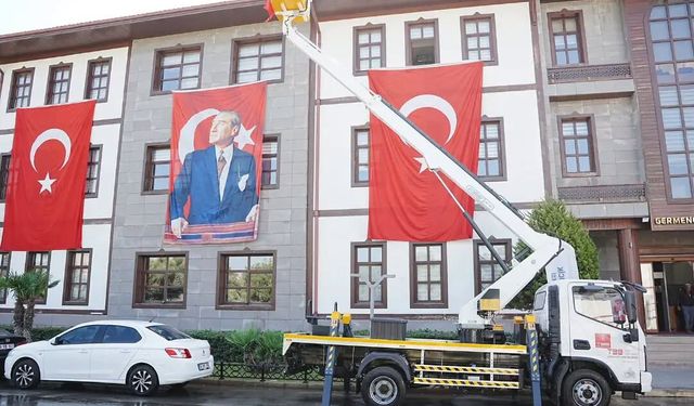 Germencik Belediyesi’nin yeni aracı hizmete hazır! Başkan Zencirci TBB Başkanı Seçer’e teşekkür etti