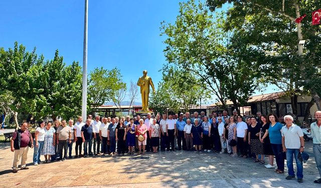 Karacasu’da da CHP’den toplu şekilde istifa edildi