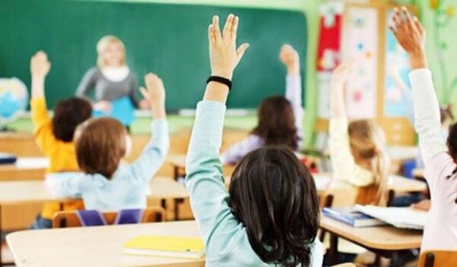 MEB'den okullarda yeni dönem! Arama yetkisi, devamsızlık ve disiplin kuralları değişti