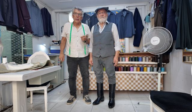 54 yıldır mesleğini yaşatmaya çalışıyor! Yörük kıyafetleri yapıyor
