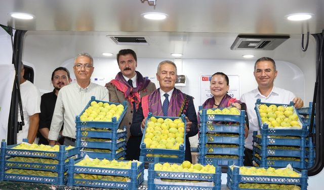 Aydın'ın ‘sarı lop’u karavanla yola çıktı