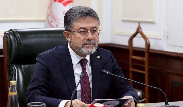 Bakan Yumaklı Nazilli'de ticaret hamlesini başlatıyor