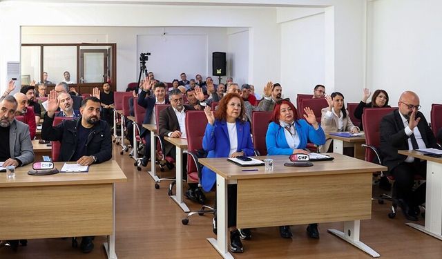 Efeler Belediye Meclisi toplanıyor! Başkan Yetişkin Yeni Parti’li sıfatıyla ilk kez meclisi yönetecek