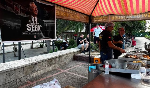 Efsane Başkan Seba, Aydın’da anıldı: Siyah beyazlılar lokma hayrı düzenledi