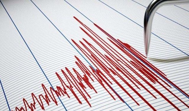 Ege’de deprem! 4.1 ile sallandı