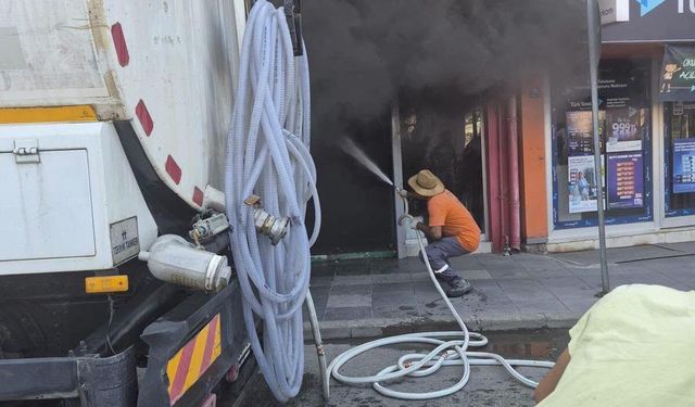 Germencik’te küle dönen mağazada inceleme yapıldı
