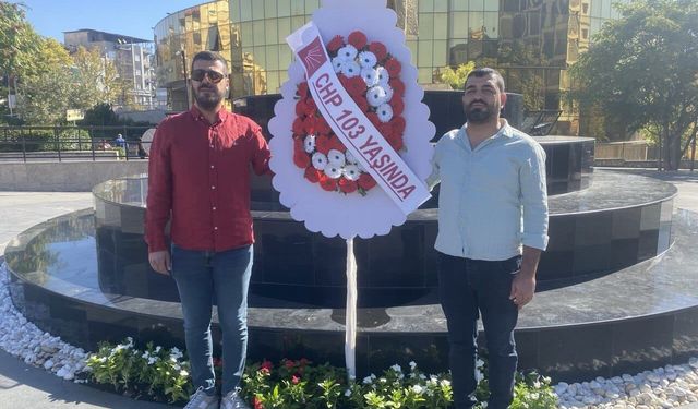 Aydın'da CHP'li eski başkandan il yönetimine çelenk boykotu
