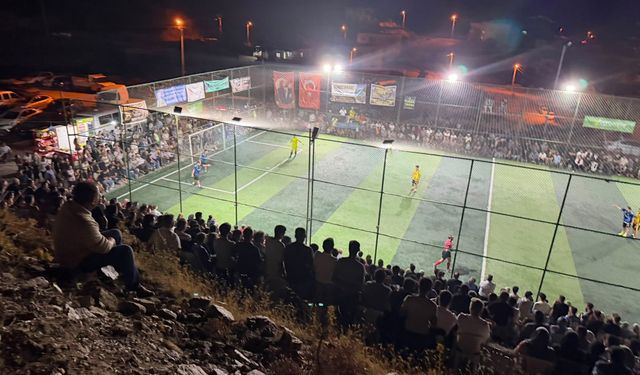 Yenipazar'da futbol şöleni sona erdi: Şampiyon Dalama Spor
